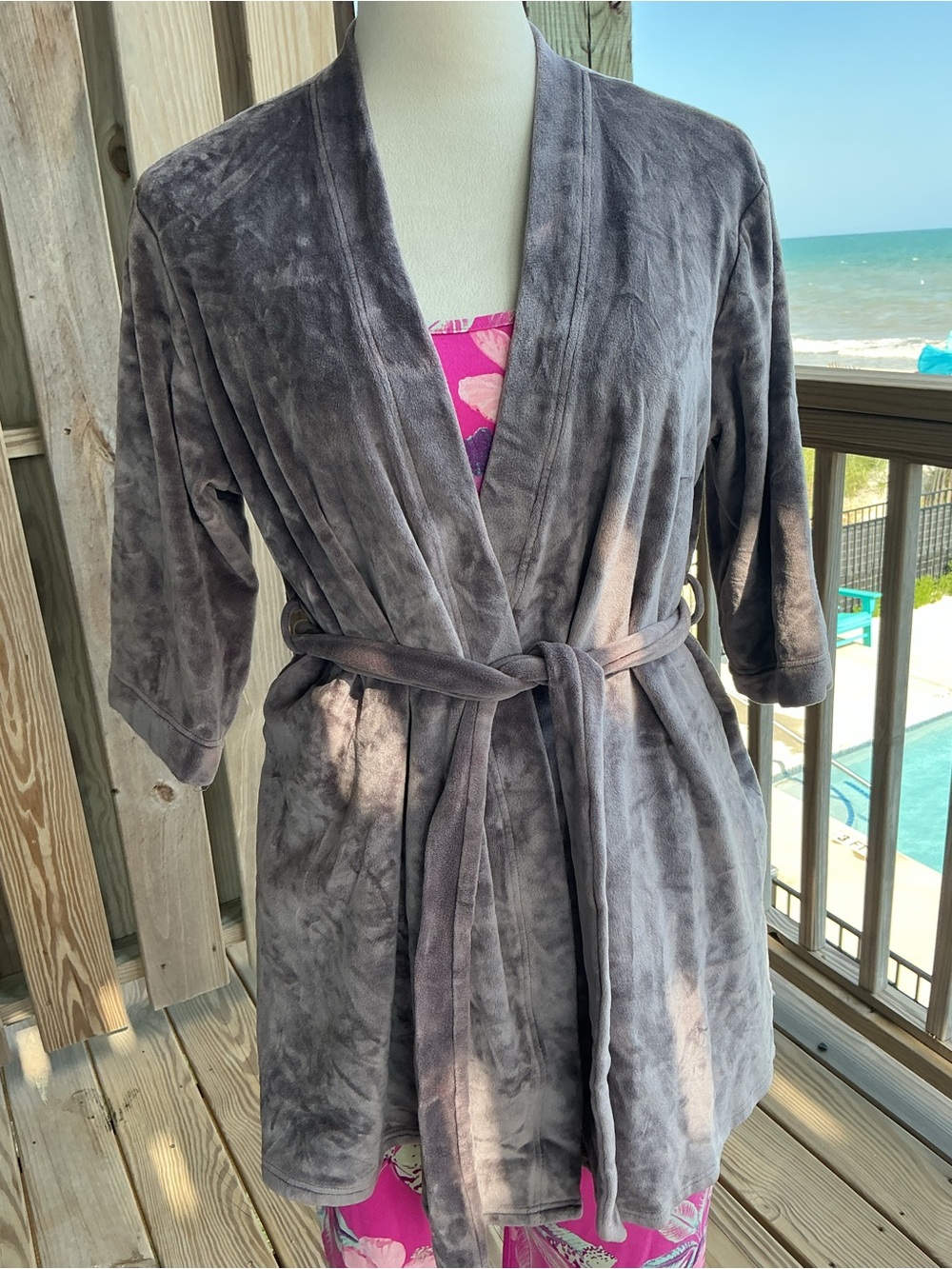 Splendid Gray Soft Plush Velour Robe